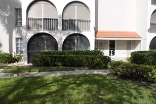 250 NE 20th St, Boca Raton, FL 33431 - Photo 2