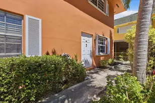 2200 Monroe St, Hollywood, FL 33020 - Photo 2