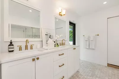320 Linda Lane, West Palm Beach, FL 33405 - Photo 14