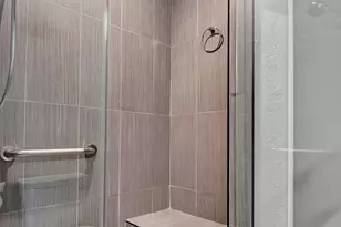 624 Flanders Dr, Delray Beach, FL 33484 - Photo 22