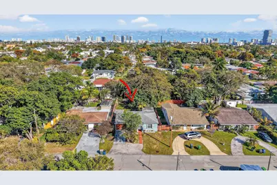 131 SW 7th Terrace, Hallandale Beach, FL 33009 - Photo 44