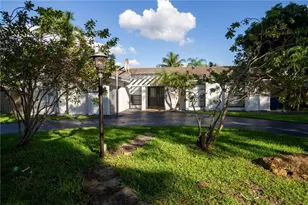 5100 SW 104th Ave, Cooper City, FL 33328 - Photo 4