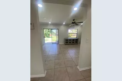 1100 Cameo Circle, West Palm Beach, FL 33417 - Photo 20