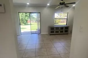 1100 Cameo Cir, West Palm Beach, FL 33417 - Photo 20