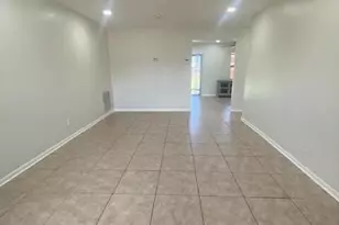 1100 Cameo Cir, West Palm Beach, FL 33417 - Photo 18