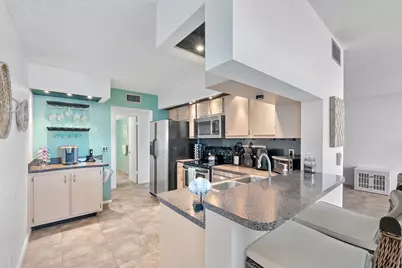 106 Lake Emerald Drive #308, Oakland Park, FL 33309 - Photo 6