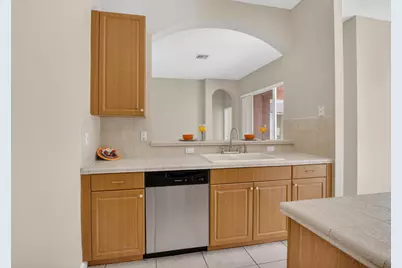 9954 Boynton Gardens Way, Boynton Beach, FL 33437 - Photo 8