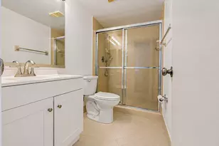 8512 NW 35th Ct, Coral Springs, FL 33065 - Photo 10