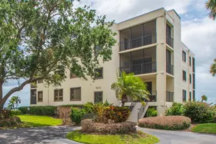 9612 Riverside Dr, Sebastian, FL 32958 - Photo 2