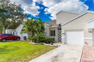 9130 Vineland Ct, Boca Raton, FL 33496 - Photo 1