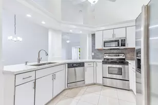 9130 Vineland Ct, Boca Raton, FL 33496 - Photo 6