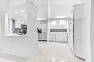 9130 Vineland Ct, Boca Raton, FL 33496 - Photo 4