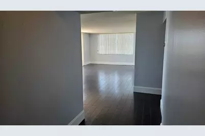 2780 NE 183rd Street #2101, Aventura, FL 33160 - Photo 4