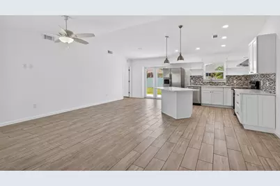 2190 SW Kail Street, Port Saint Lucie, FL 34984 - Photo 4