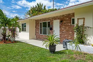 2611 NE 16th St, Pompano Beach, FL 33062 - Photo 6