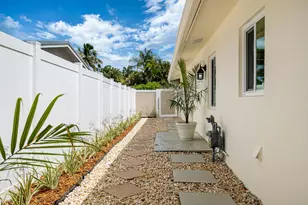 2611 NE 16th St, Pompano Beach, FL 33062 - Photo 36