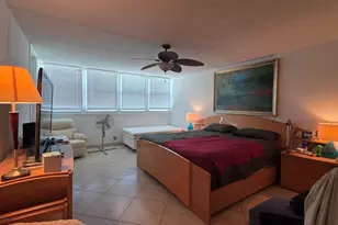 100 Golden Isles Dr, Hallandale Beach, FL 33009 - Photo 14