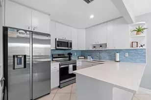 3372 NE 5th Dr, Boca Raton, FL 33431 - Photo 32