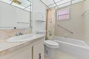 346 Capri, Delray Beach, FL 33484 - Photo 10