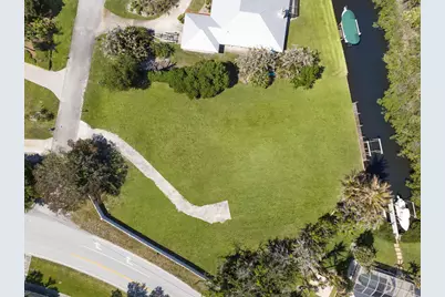 1515 SW Pendarvis Court, Palm City, FL 34990 - Photo 4