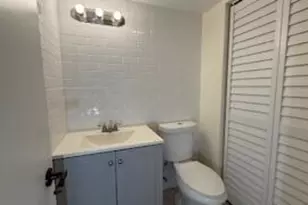 100 Stratford H, West Palm Beach, FL 33417 - Photo 14