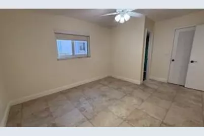 100 Stratford H, West Palm Beach, FL 33417 - Photo 10