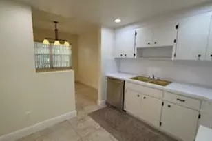 100 Stratford H, West Palm Beach, FL 33417 - Photo 2