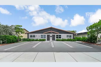 7521 NW 44th Court, Coral Springs, FL 33065 - Photo 2