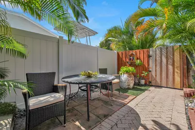 910 NE 23rd Court, Pompano Beach, FL 33064 - Photo 20