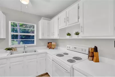 17 Vista Palm Lane #201, Vero Beach, FL 32962 - Photo 2