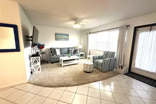 131 Oakridge J, Deerfield Beach, FL 33442 - Photo 2