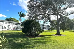 131 Oakridge J, Deerfield Beach, FL 33442 - Photo 22