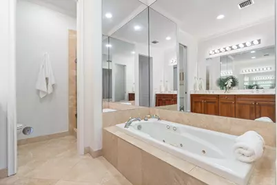 504 SE 7th Street #202, Fort Lauderdale, FL 33301 - Photo 4