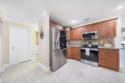 1128 Hatteras Circle, Greenacres, FL 33413 - Photo 18