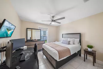 1128 Hatteras Circle, Greenacres, FL 33413 - Photo 30