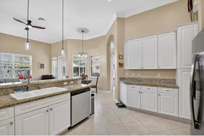 6664 Murano Way, Lake Worth, FL 33467 - Photo 20