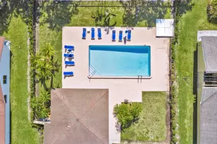 8949 NW 9th Pl, Plantation, FL 33324 - Photo 8