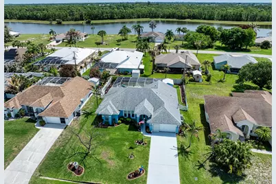 3419 SE Hart Circle, Port Saint Lucie, FL 34984 - Photo 2