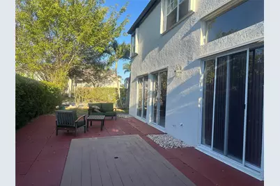 15705 NW 10th Street, Pembroke Pines, FL 33028 - Photo 12