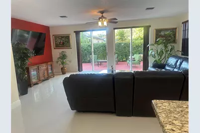 15705 NW 10th Street, Pembroke Pines, FL 33028 - Photo 18