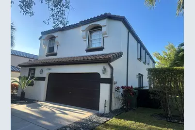 15705 NW 10th Street, Pembroke Pines, FL 33028 - Photo 2