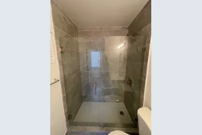 411 SE 10th Street #5, Hallandale Beach, FL 33009 - Photo 10