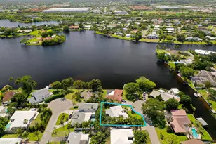 18 NW 25th Ct, Delray Beach, FL 33444 - Photo 2