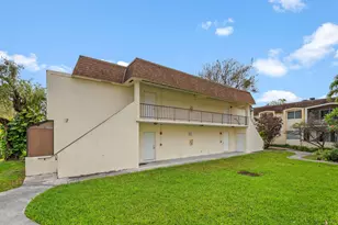 7831 SW 56th St, Miami, FL 33155 - Photo 4