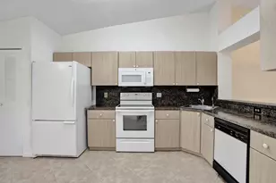 7243 S Devon Dr, Tamarac, FL 33321 - Photo 8