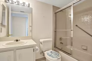 7243 S Devon Dr, Tamarac, FL 33321 - Photo 40