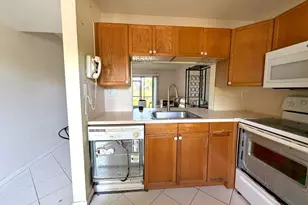 2793 NW 104th Ave, Sunrise, FL 33322 - Photo 6