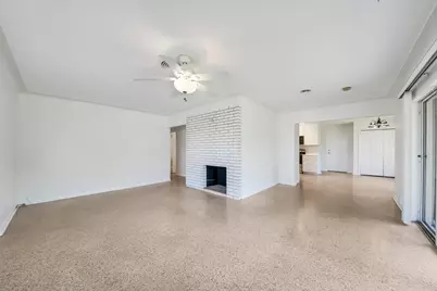 2022 Collier Avenue, Lake Worth, FL 33461 - Photo 6