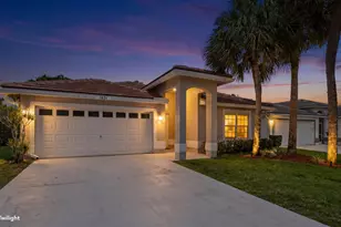 1631 Lakefield N Ct, Wellington, FL 33414 - Photo 8