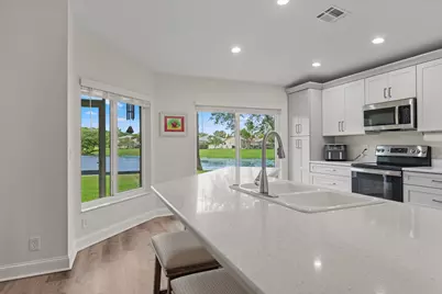 1631 Lakefield North Court, Wellington, FL 33414 - Photo 18